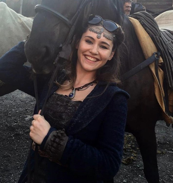 Кристина Чонг Хало